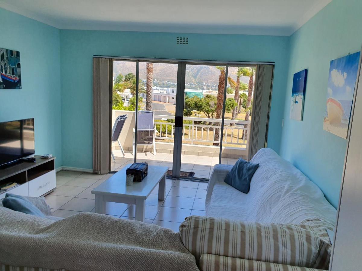 Sea And Mountain View Apartment Gordonʼs Bay エクステリア 写真